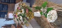 Blumengebinde bunt und uni